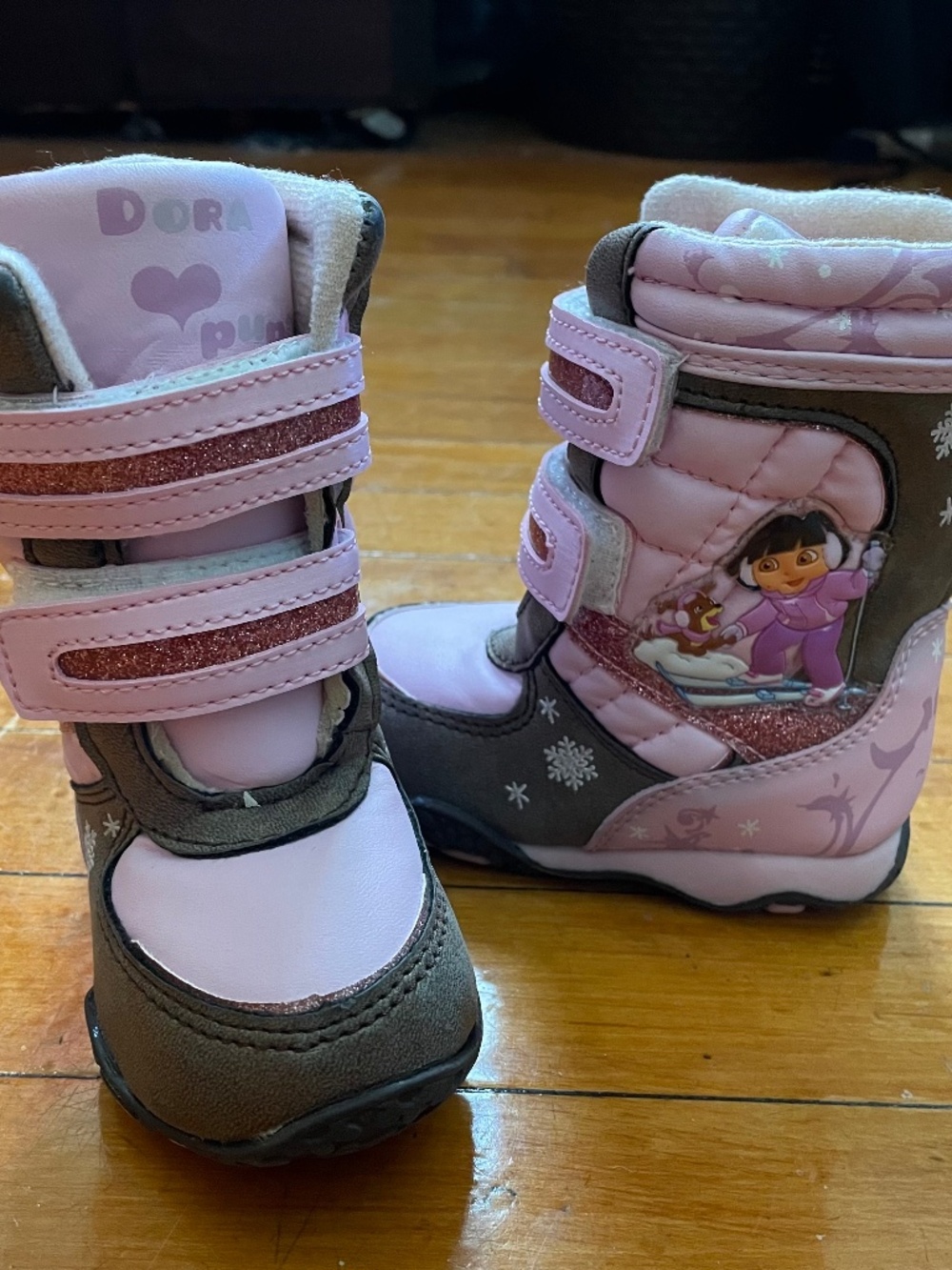 Vintage Dora the Explorer Y2K Rare 2003 Size 5M Toddler Girls Snow Boots Pink